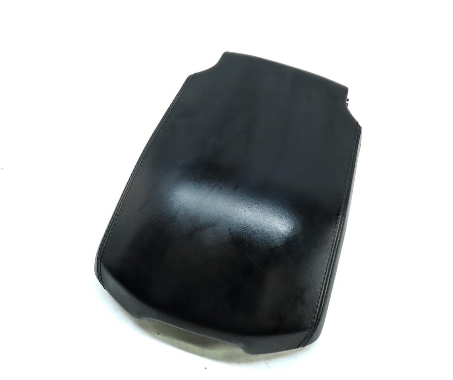 2013-2019 RANGE ROVER (L405) FRONT CENTER CONSOLE ARMREST LID (BLACK 034DU)