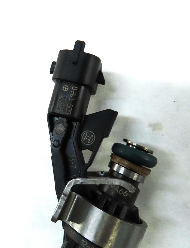Thumbnail 6: 2010-2017 JAGUAR RANGE ROVER SPORT (L320 L322 L405 L494) 5.0L FUEL INJECTOR SET8