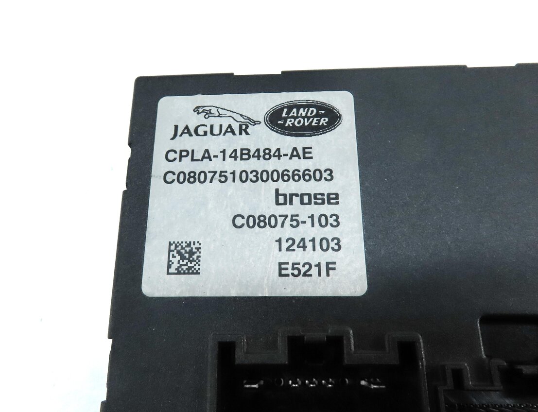 Thumbnail 5: 2013 RANGE ROVER (L405) REAR LOWER TAILGATE TRUNK LIFT LIFTGATE CONTROL MODULE