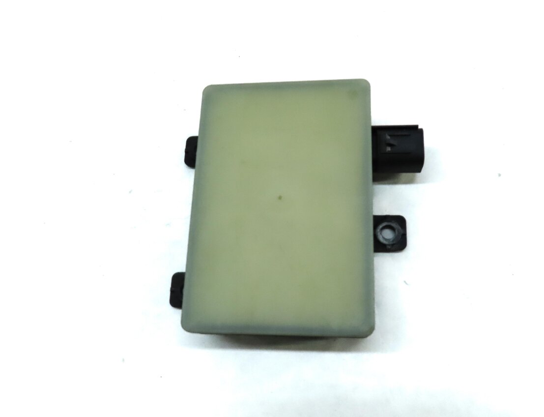 Thumbnail 4: 2013 LAND RANGE ROVER (L405) REAR RIGHT PASSENGER BLIND SPOT ALERT RADAR MODULE
