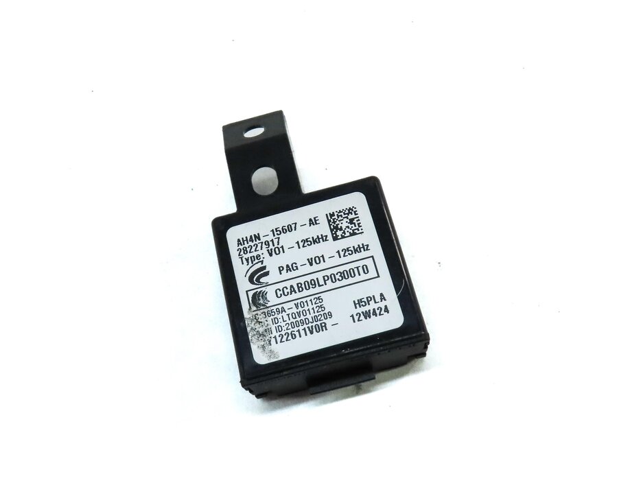 Thumbnail 3: 2013 LAND RANGE ROVER (L405) KEYLESS ENTRY ANTENNA RECEIVER MODULE AH4N15607AE