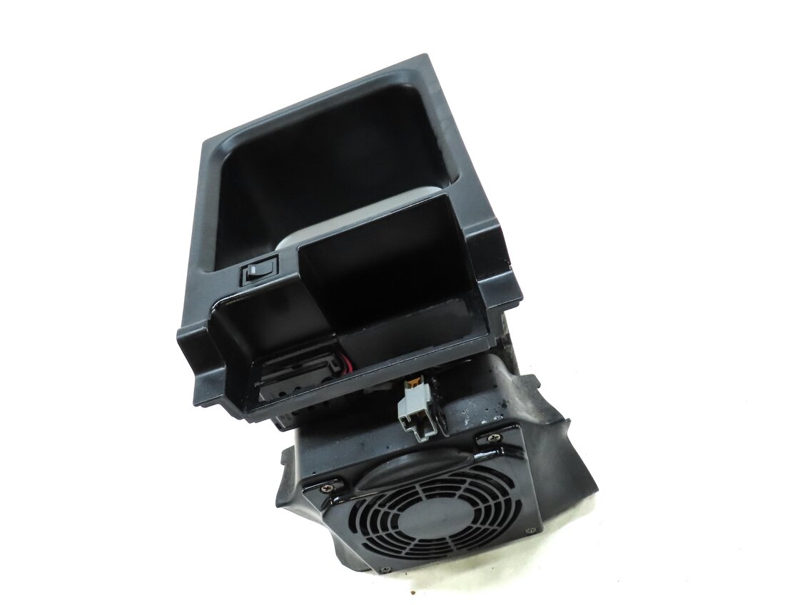 Thumbnail 3: 2013-2019 RANGE ROVER (L405) FRONT CENTER CONSOLE REFRIGERATOR STORAGE COOLER