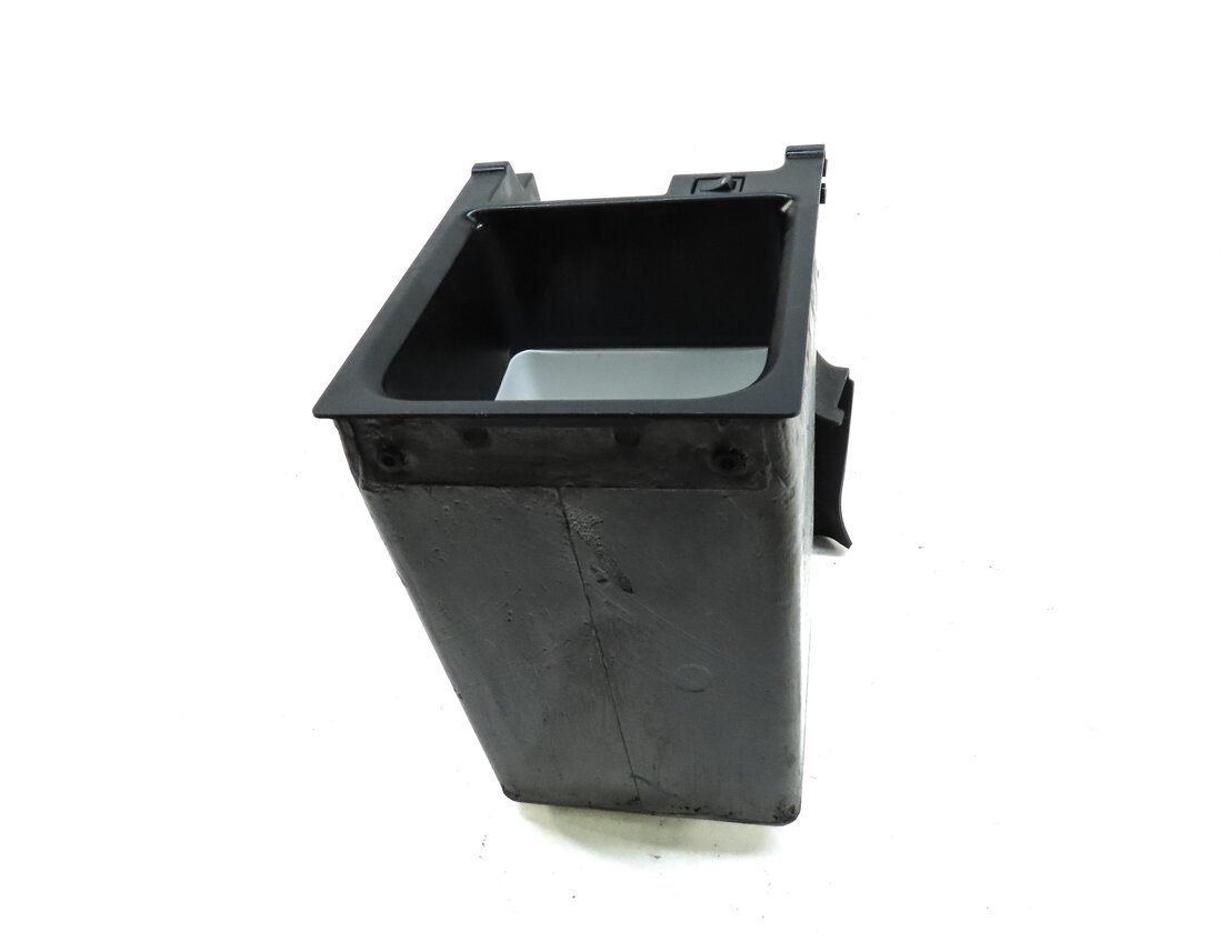 Thumbnail 5: 2013-2019 RANGE ROVER (L405) FRONT CENTER CONSOLE REFRIGERATOR STORAGE COOLER
