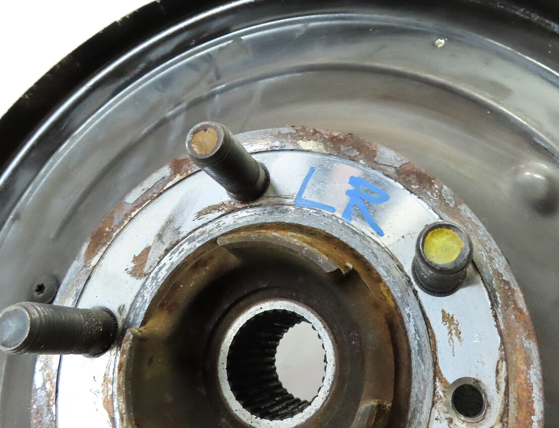 Thumbnail 5: 2013-2016 RANGE ROVER (L405) LEFT DRIVER REAR SPINDLE KNUCKLE WHEEL HUB