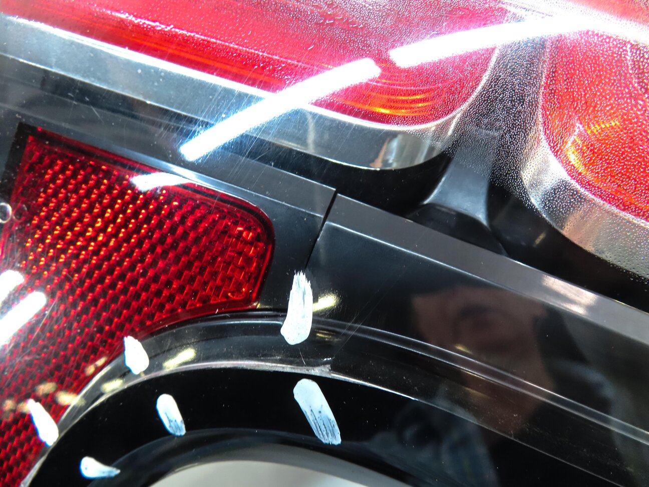 Thumbnail 4: 2013-2017 RANGE ROVER (L405) REAR LEFT DRIVER LED TAILLIGHT BRAKE LIGHT LAMP