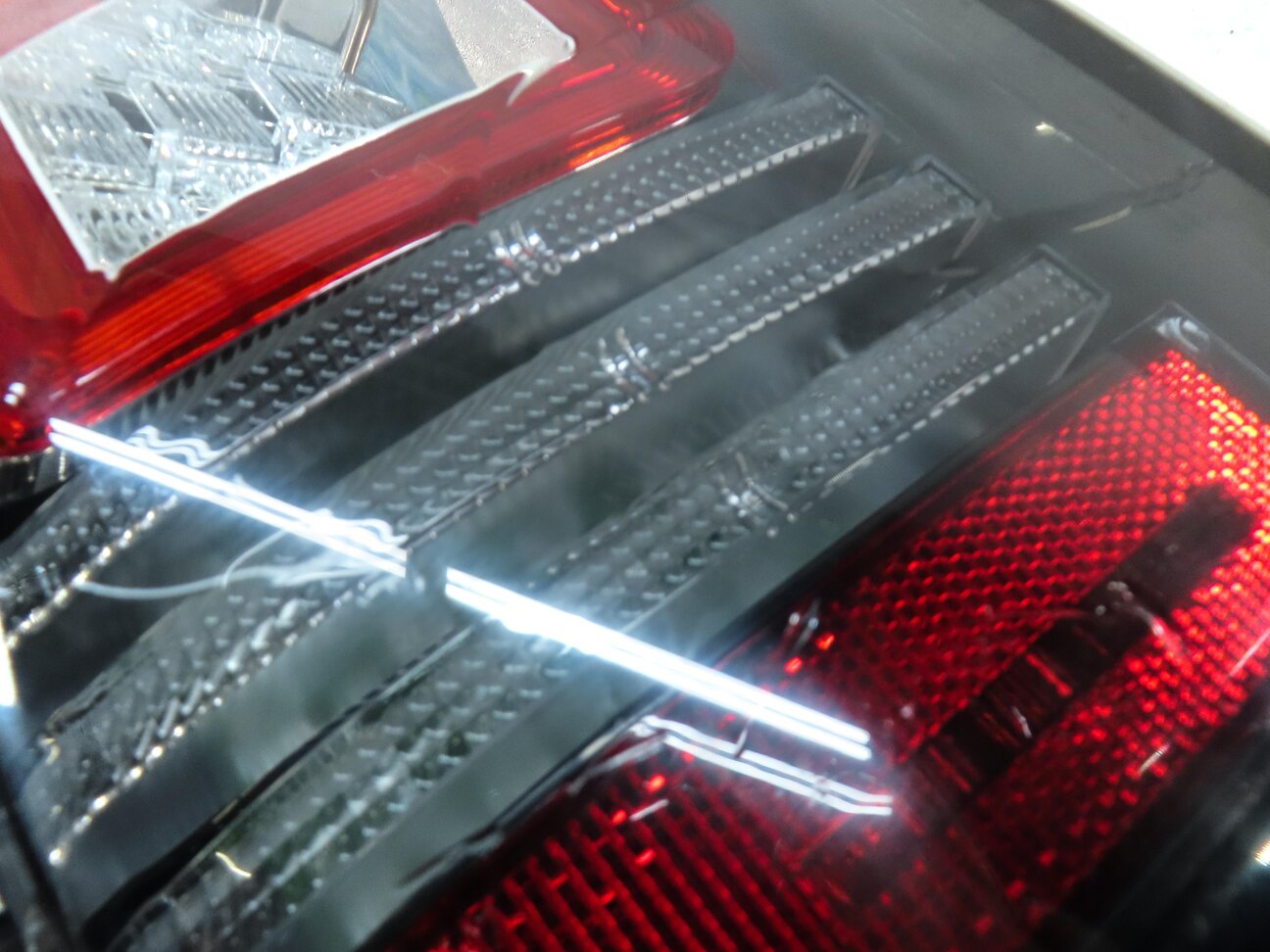 Thumbnail 5: 2013-2017 RANGE ROVER (L405) REAR LEFT DRIVER LED TAILLIGHT BRAKE LIGHT LAMP