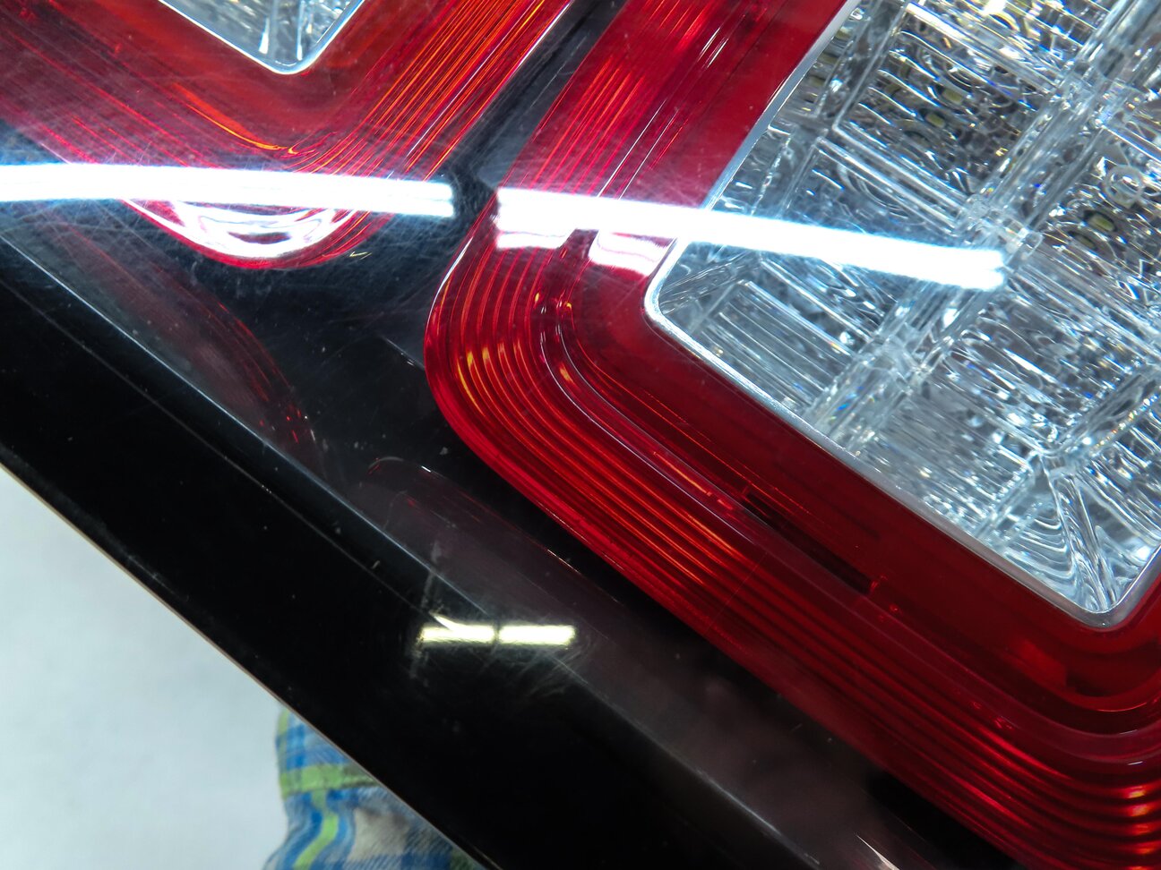 Thumbnail 9: 2013-2017 RANGE ROVER (L405) RIGHT PASSENGER LED TAILLIGHT BRAKE LIGHT LAMP