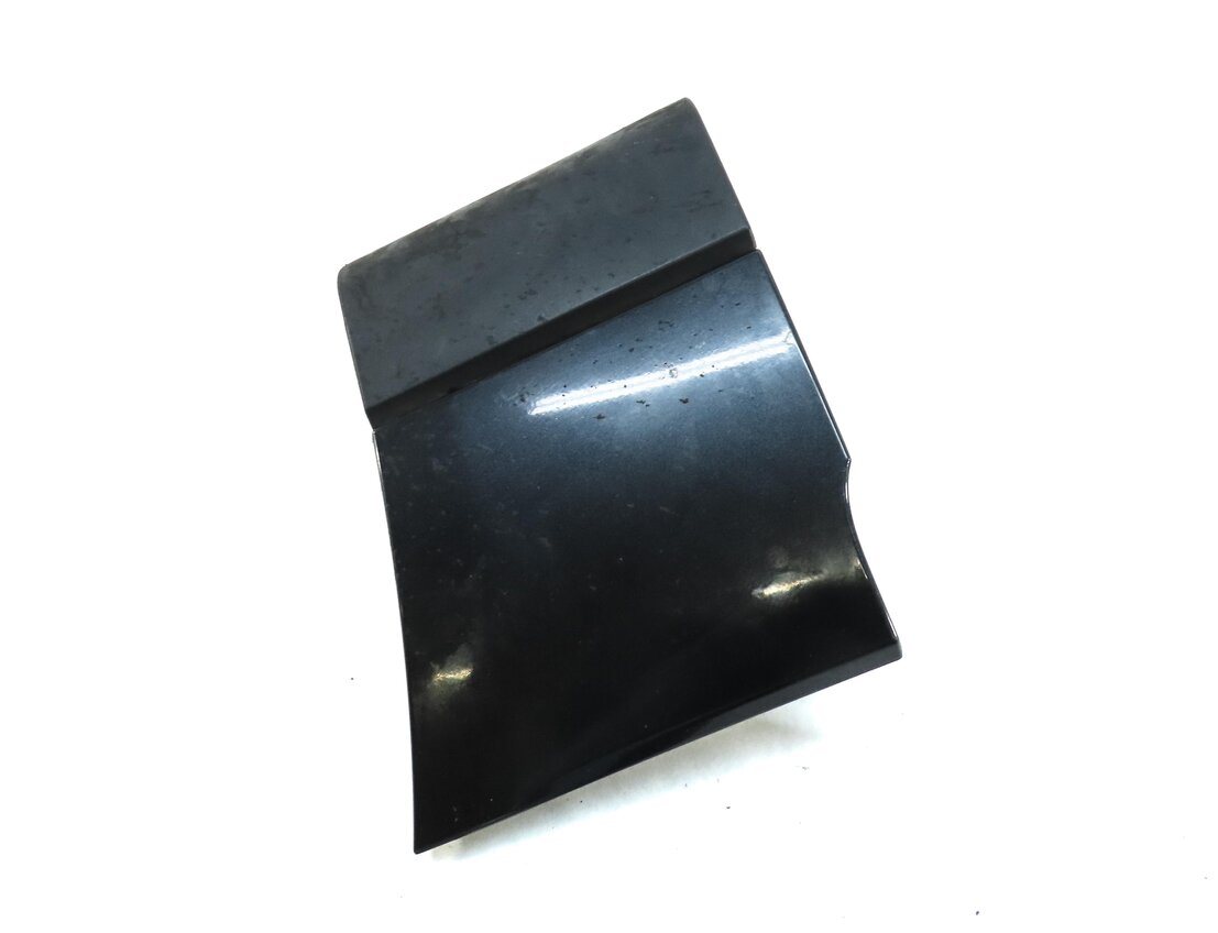 2013 LAND RANGE ROVER (L405) FRONT RIGHT FENDER MOULDING TRIM (CAUSEWAY GRAY)