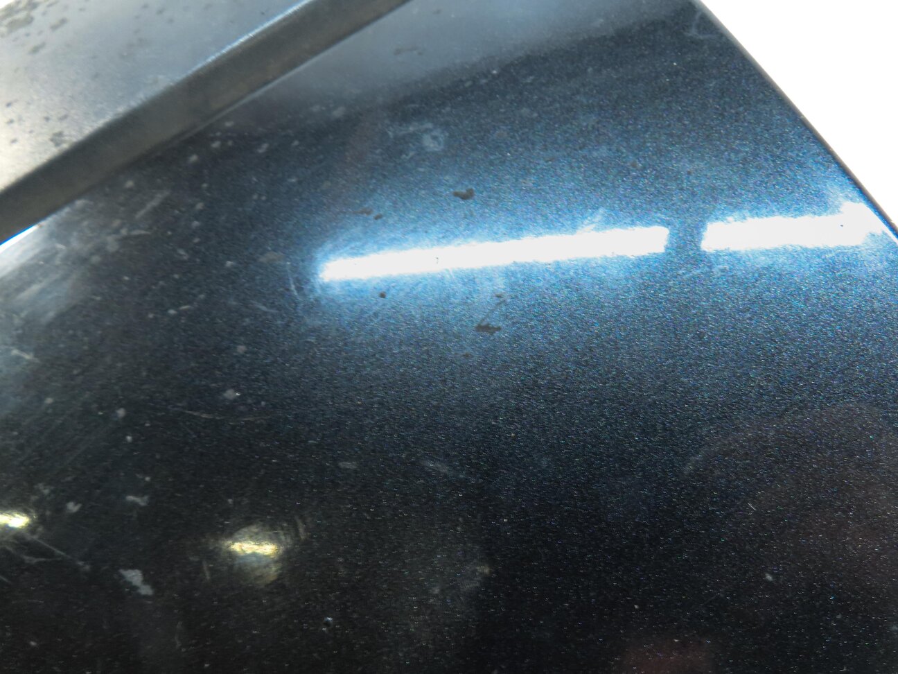 Thumbnail 8: 2013 LAND RANGE ROVER (L405) FRONT RIGHT FENDER MOULDING TRIM (CAUSEWAY GRAY)