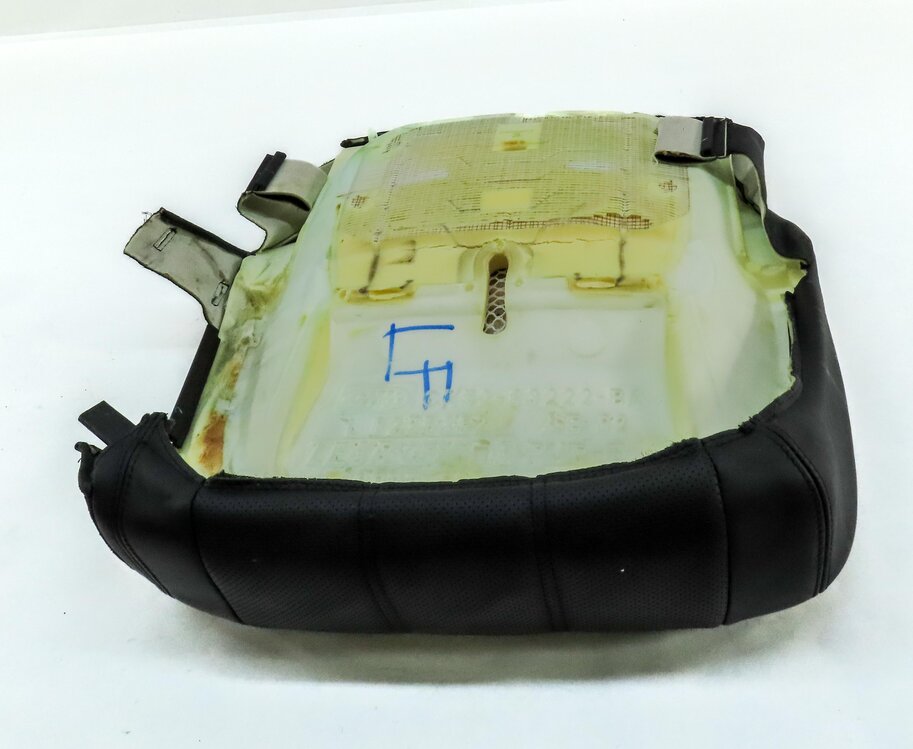 Thumbnail 5: 2013 LAND RANGE ROVER (L405) FRONT LEFT DRIVER LOWER HEATED SEAT CUSHION (BLACK)