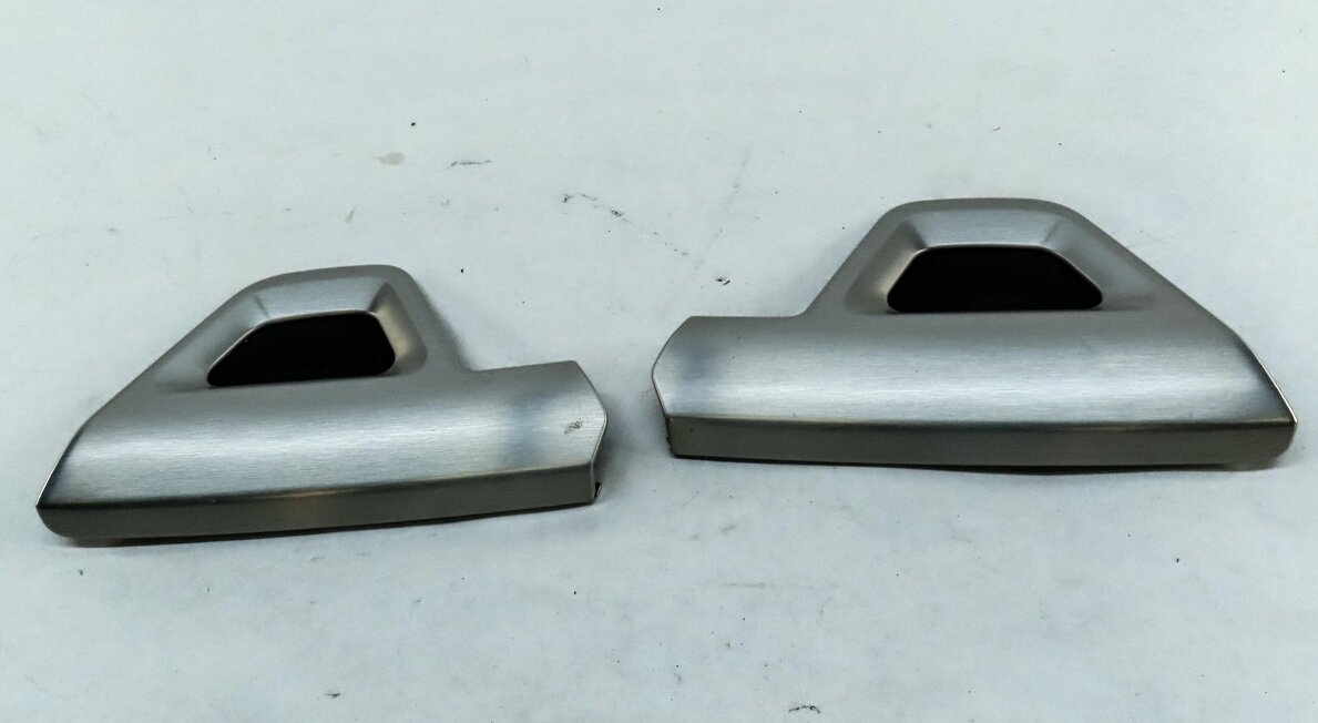 Thumbnail 2: 2013 LAND RANGE ROVER (L405) FRONT LEFT RIGHT CONSOLE TRIM SET BRUSHED ALUMINUM