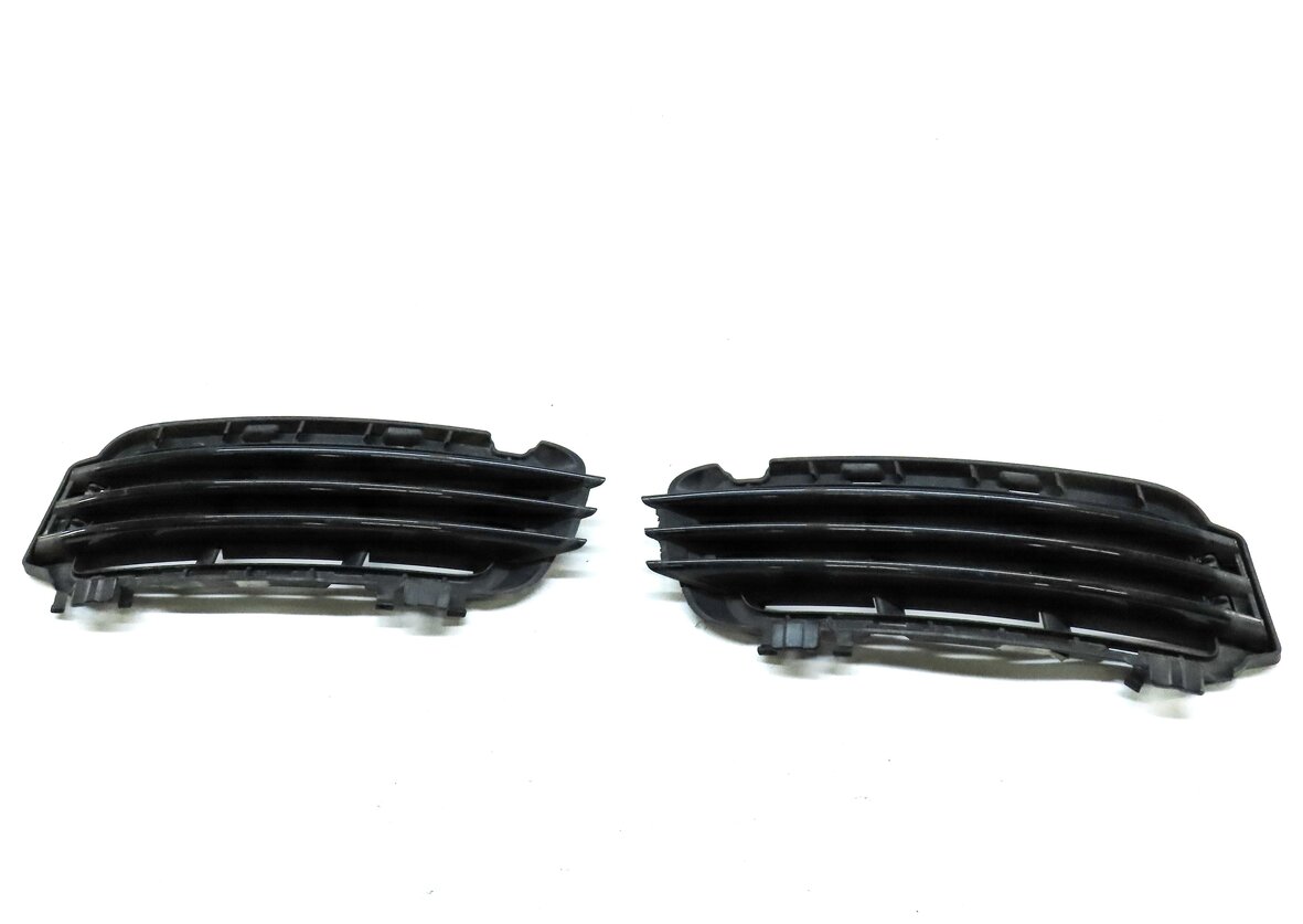 Thumbnail 2: 2013 RANGE ROVER (L405) FRONT LEFT RIGHT LOWER BUMPER GRILLE AIR VENT TRIM GRAY