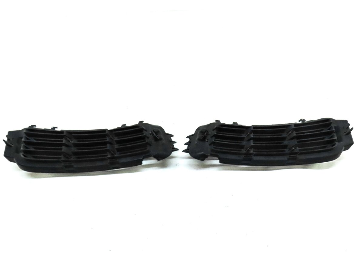 Thumbnail 6: 2013 RANGE ROVER (L405) FRONT LEFT RIGHT LOWER BUMPER GRILLE AIR VENT TRIM GRAY