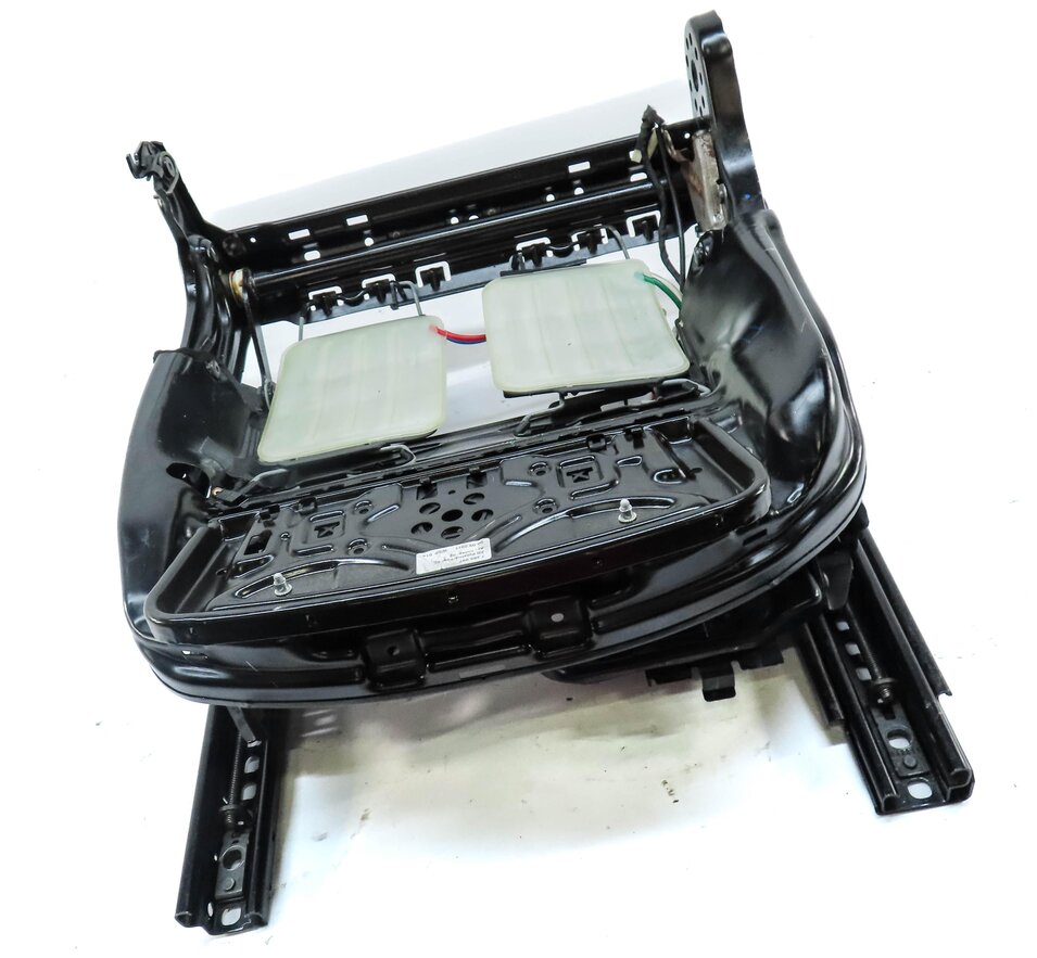 Thumbnail 3: 2012-2014 640i 650i M6 COUPE (F13) FRONT LEFT DRIVER SEAT TRACK w/ ADJUST MOTORS