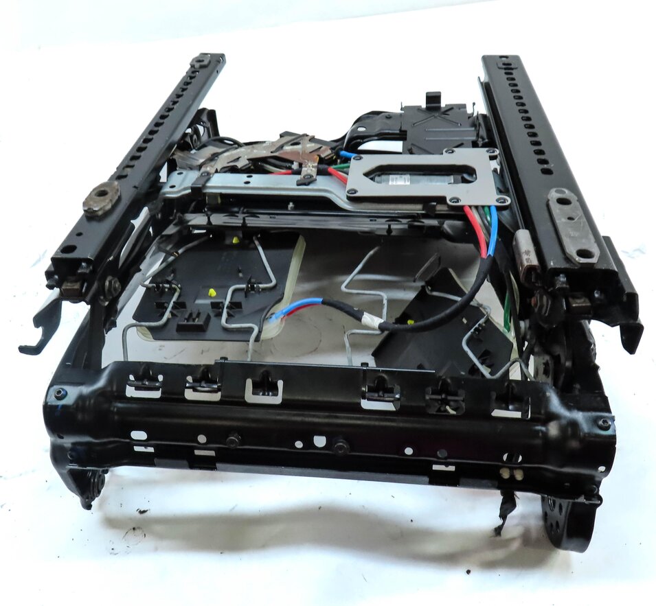 Thumbnail 6: 2012-2014 640i 650i M6 COUPE (F13) FRONT LEFT DRIVER SEAT TRACK w/ ADJUST MOTORS