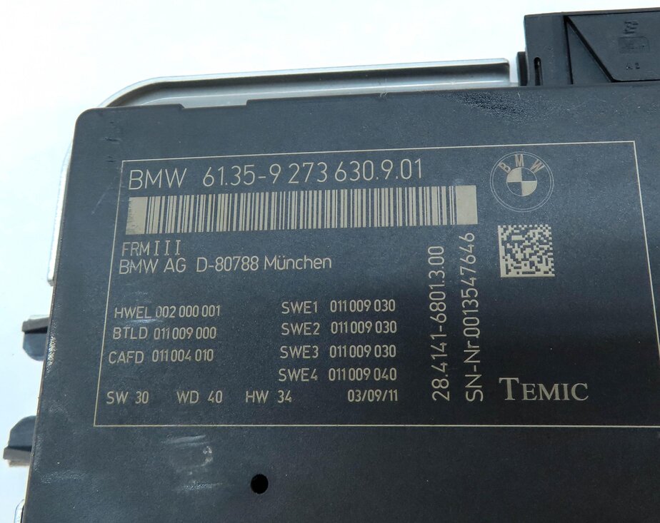 Thumbnail 4: 10-17 BMW 5 6 7 M5 X3 X4 (F06 F10 F12 F25 F26) FRM III BODY LIGHT MODULE 3-PLUG