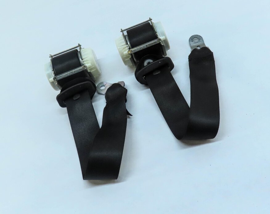 Thumbnail 3: 2012 BMW 640i COUPE (F13) REAR LEFT & RIGHT SEATBELT RETRACTOR SET 2 (BLACK)