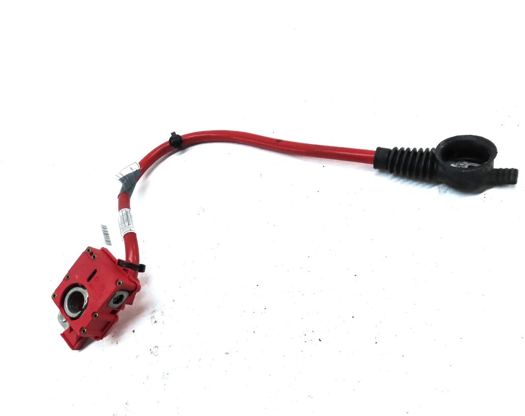 Thumbnail 3: 2012 BMW 640i COUPE (F13) POSITIVE BATTERY CABLE w/ BLOWOUT FUSE & TERMINAL