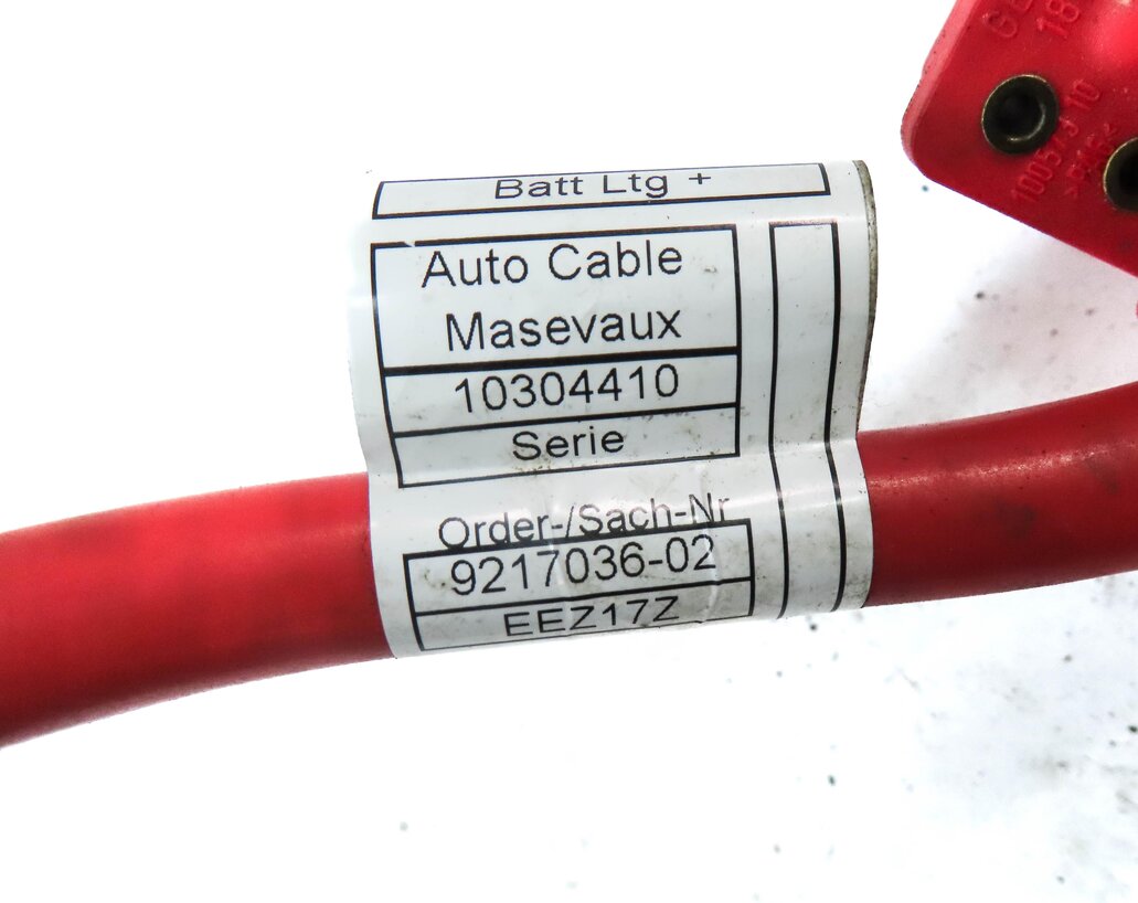 Thumbnail 5: 2012 BMW 640i COUPE (F13) POSITIVE BATTERY CABLE w/ BLOWOUT FUSE & TERMINAL
