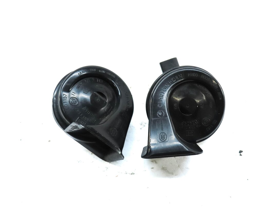 Thumbnail 2: 2009-2019 BMW 640i 650i 740i 750i M6 (F01 F02 F04 F12) HIGH & LOW TONE HORN SET