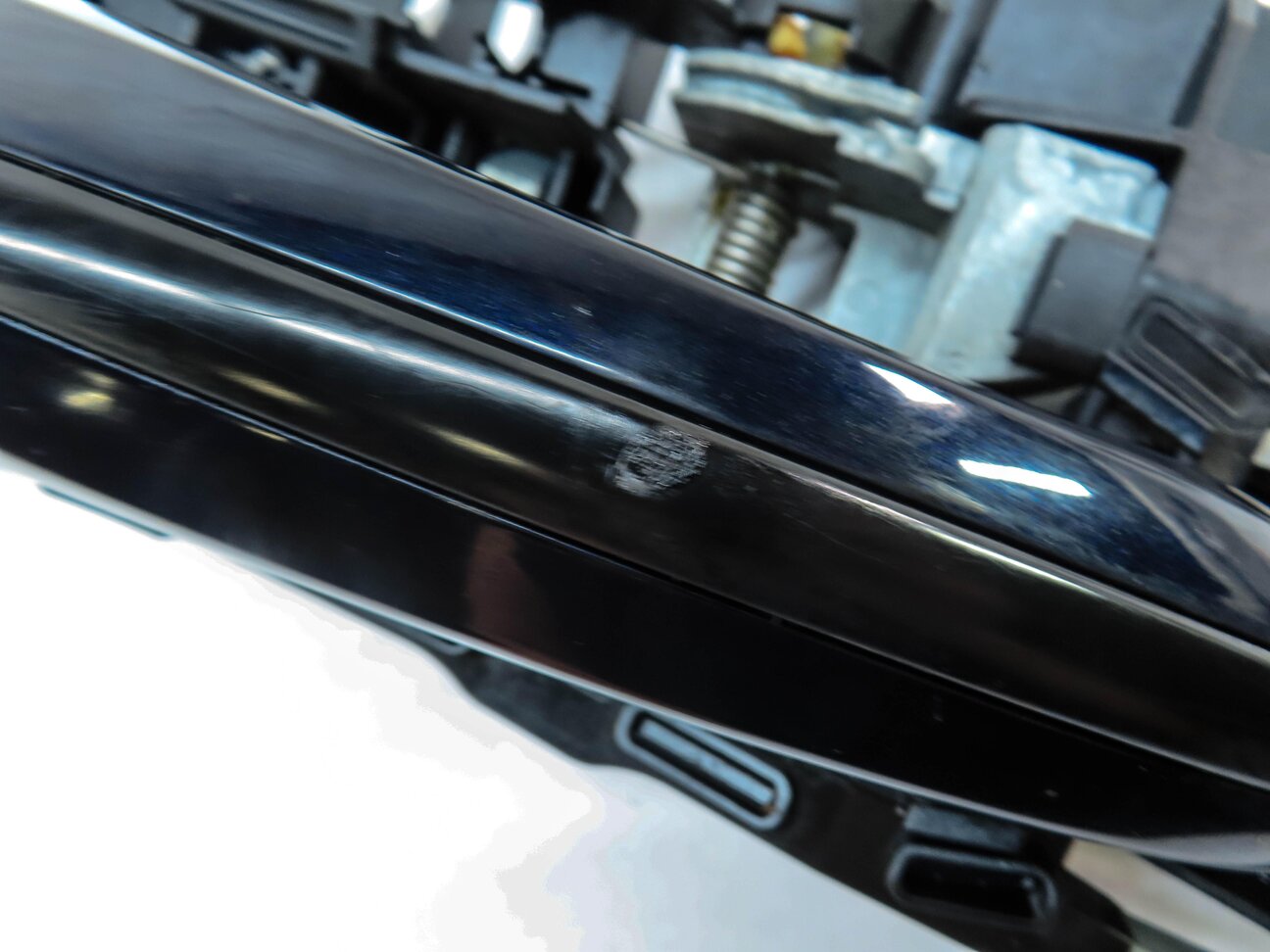 Thumbnail 8: 12-18 BMW 6-SERIES (F12 F13) 2-DOOR LEFT DRIVER COMFORT DOOR HANDLE (BLACK)