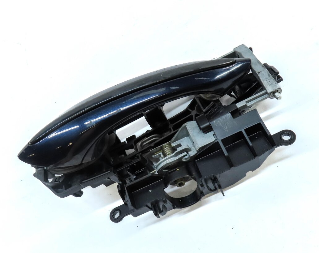 Thumbnail 3: 09-19 BMW 5 6 7 SERIES (F01 F07 F10 F12) RIGHT FRONT COMFORT DOOR HANDLE (BLACK)
