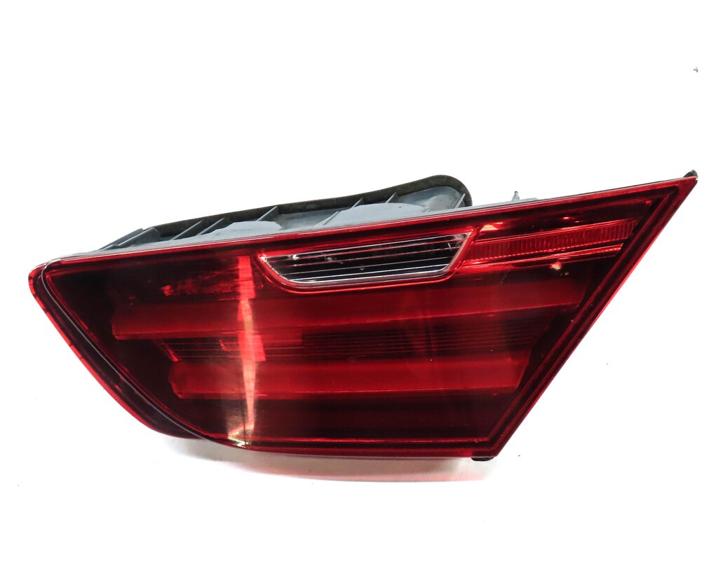 Thumbnail 3: 12-19 BMW 640i 650i M6 ///M (F06 F12 F13) RIGHT TRUNK INNER TAILLIGHT LIGHT LAMP