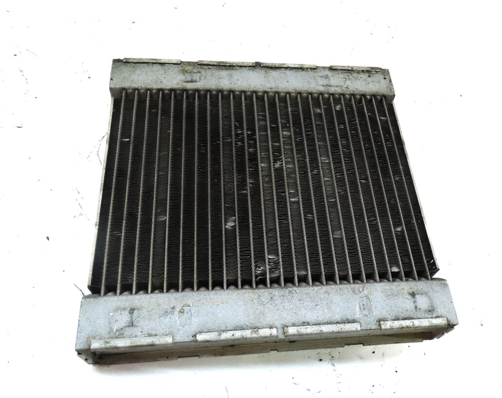 Thumbnail 6: 2010-2019 BMW 535i 550i 640i 740i 750i 760i (F01 F06 F07 F10) ENGINE OIL COOLER