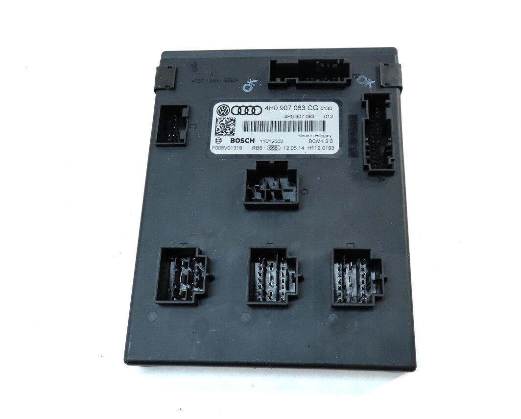 Thumbnail 4: 2015 AUDI A6 C7 3.0L SUPER CTUA AUTO AWD SPEEDOMETER BODY ENGINE MODULE KEY SET