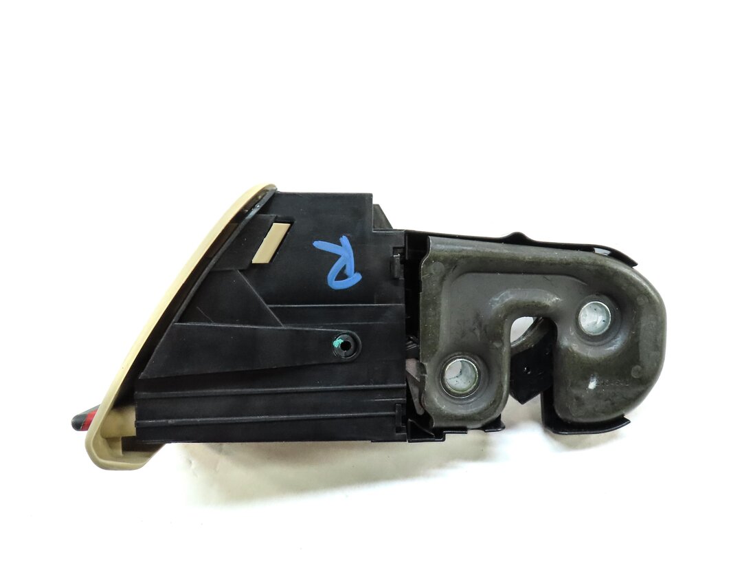Thumbnail 6: 2015 AUDI A6 (C7) REAR RIGHT SEAT RELEASE HANDLE (BEIGE)