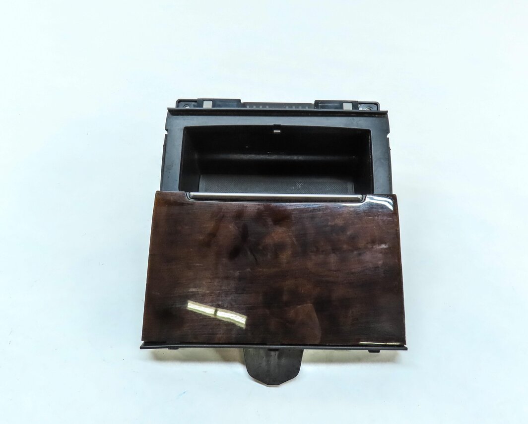 Thumbnail 5: 2015 AUDI A6 (C7) FRONT CENTER CONSOLE STORAGE TRAY (BURR WALNUT WOOD 5MG)