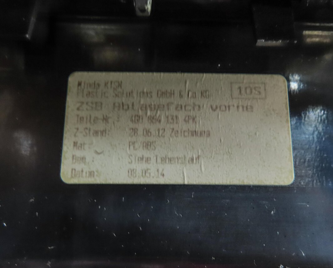 Thumbnail 8: 2015 AUDI A6 (C7) FRONT CENTER CONSOLE STORAGE TRAY (BURR WALNUT WOOD 5MG)