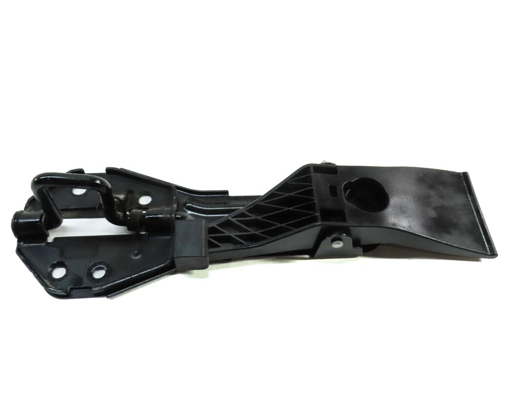 Thumbnail 4: 2015 AUDI A6 (C7) HOOD SAFETY CATCH HOOK STRIKER w/ RELEASE LEVER 4G0823480