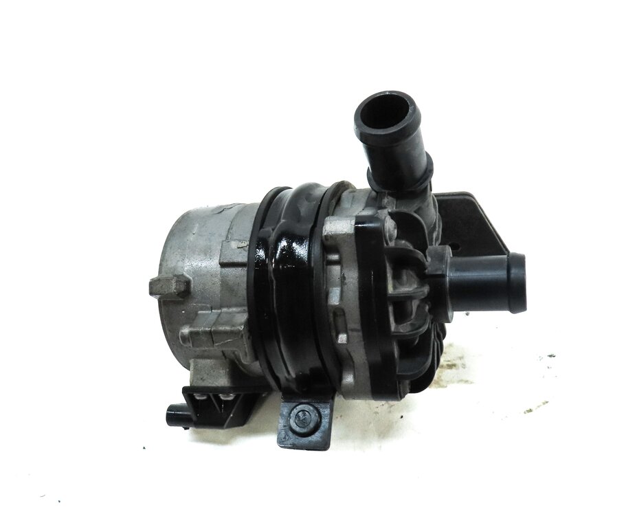 Thumbnail 2: 2015 AUDI A6 (C7) 3.0L SUPER CTUA ENGINE AUXILIARY WATER PUMP 8K0965567