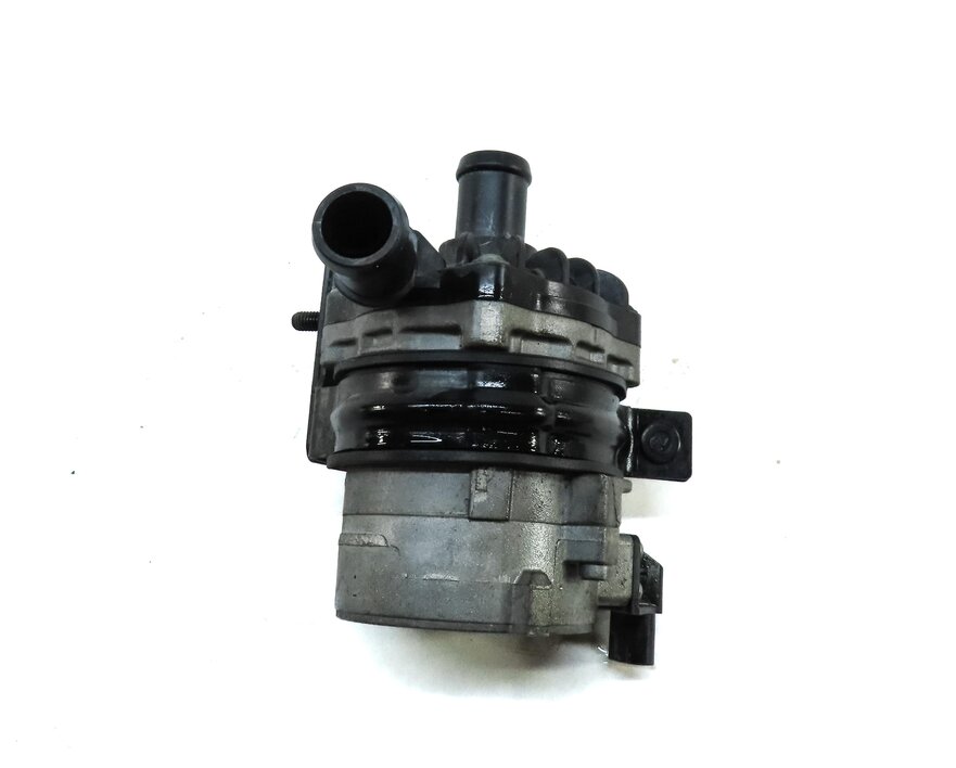 Thumbnail 4: 2015 AUDI A6 (C7) 3.0L SUPER CTUA ENGINE AUXILIARY WATER PUMP 8K0965567