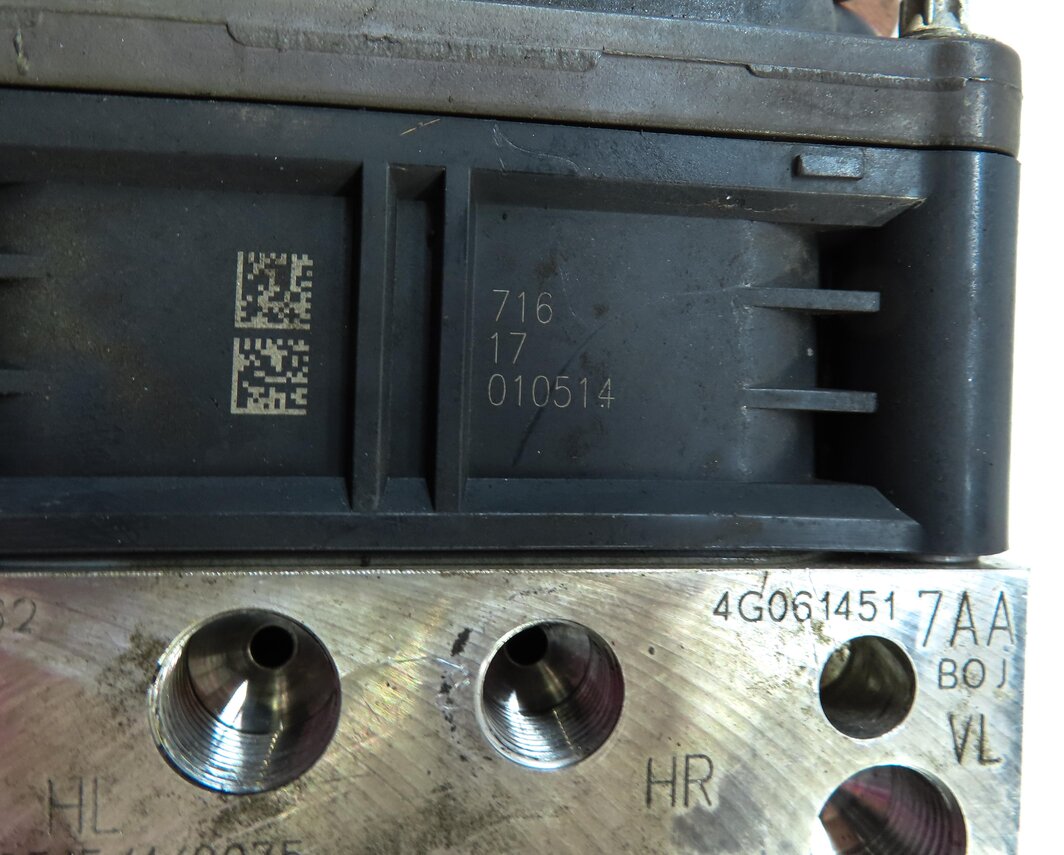 Thumbnail 6: 14-15 AUDI A6 S6 C7 4G8 ANTI-LOCK ABS BRAKE PUMP & MODULE (w/o ADAPTIVE CRUISE)