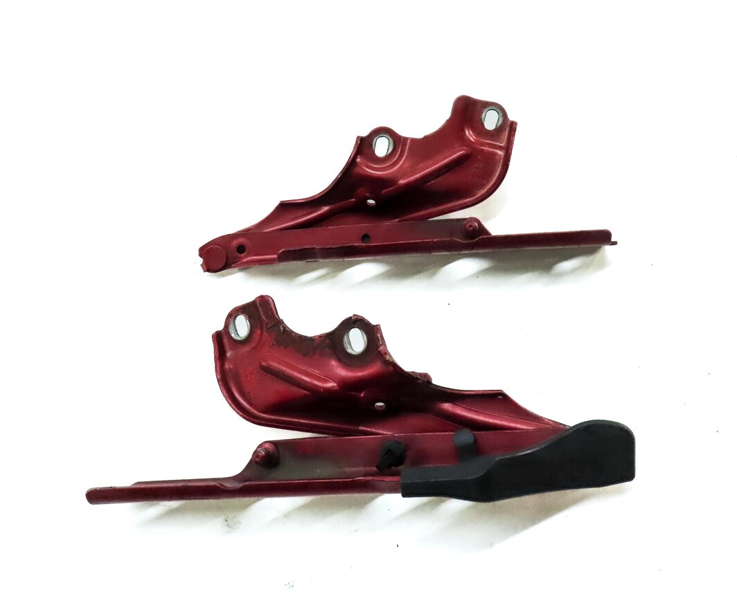 Thumbnail 2: 12-18 AUDI A6 S6 A7 S7 (C7 4G8) FRONT LEFT & RIGHT HOOD HINGE SET-2 (GARNET RED)