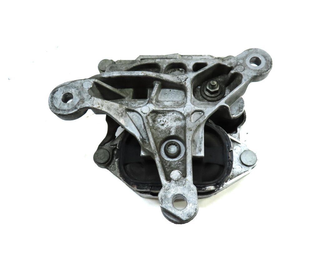 Thumbnail 5: 2015 AUDI A6 (C7) 3.0L SUPER CTUA ENGINE AUTO AWD TRANSMISSION MOUNT BRACKET