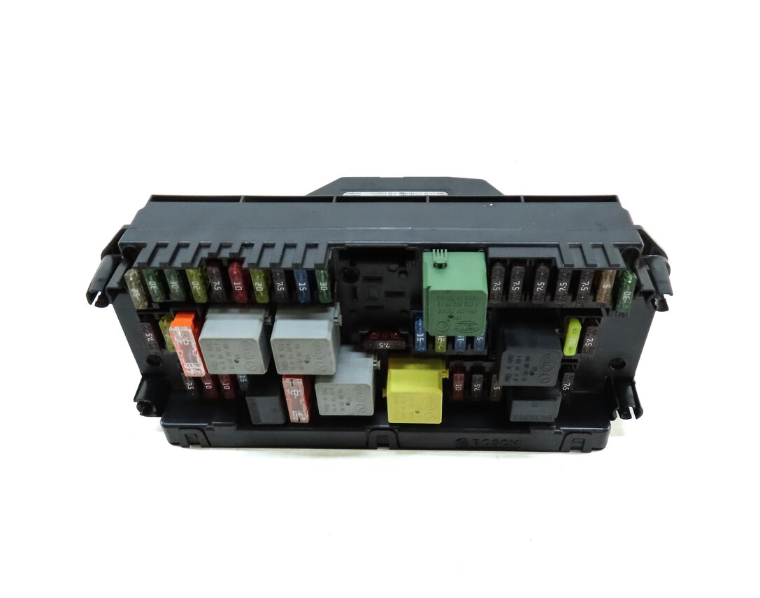 Thumbnail 4: 2012 MERCEDES C-CLASS (W204) FRONT SIGNAL ACQUISITION MODULE SAM 2129005812