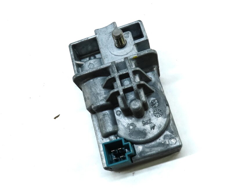 Thumbnail 3: 2012 MERCEDES C-CLASS (W204) STEERING COLUMN LOCK CONTROL MODULE 2045458132