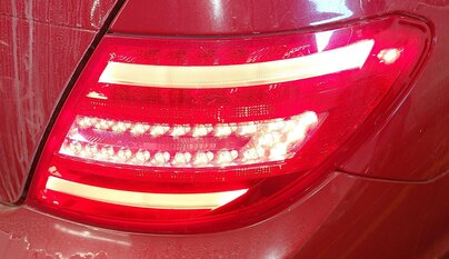 Thumbnail 2: 12-15 MERCEDES C250 C300 C350 (W204) RIGHT PASSENGER TAILLIGHT BRAKE LIGHT LAMP