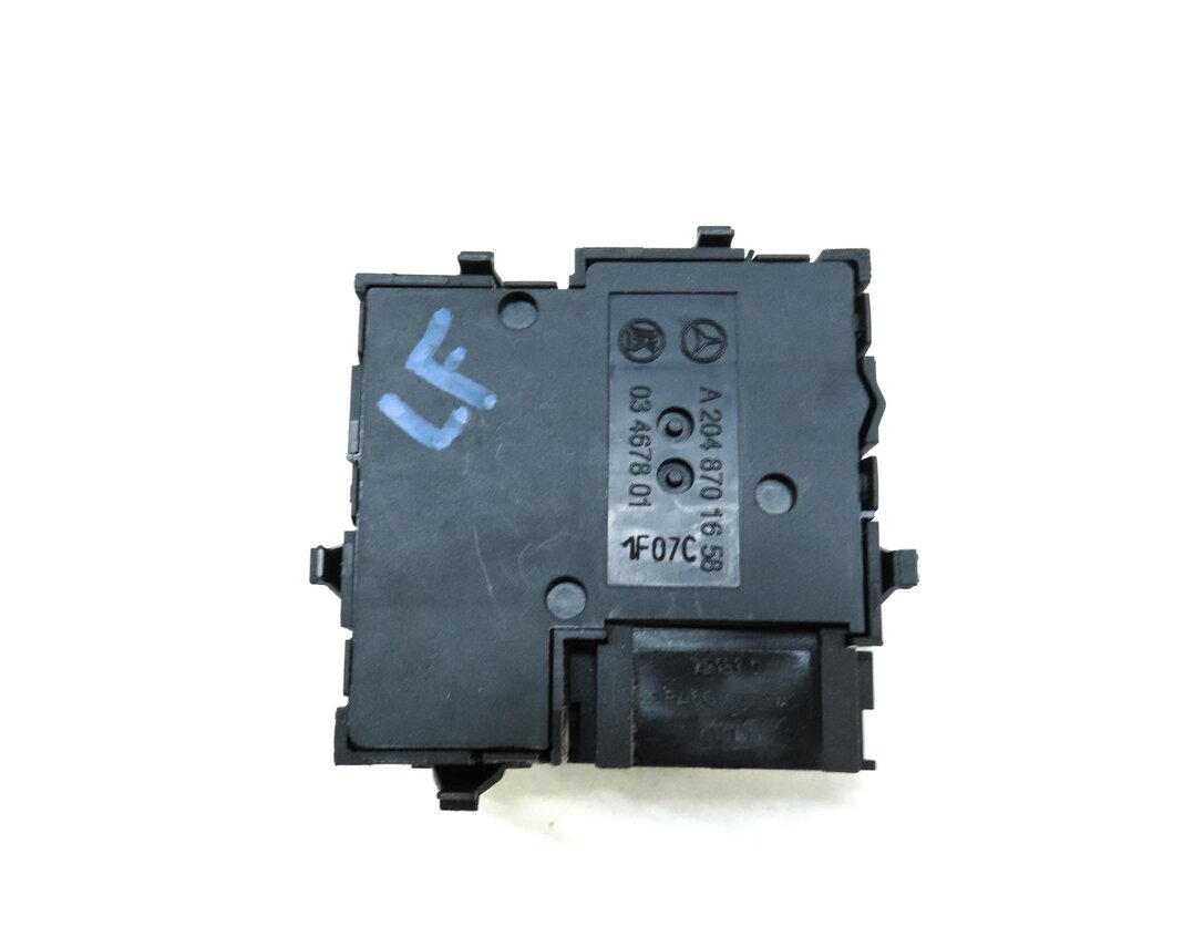 Thumbnail 5: 10-17 MERCEDES C E GLK CLS (W204 W207 W212 W218) LEFT DRIVER SEAT ADJUST SWITCH