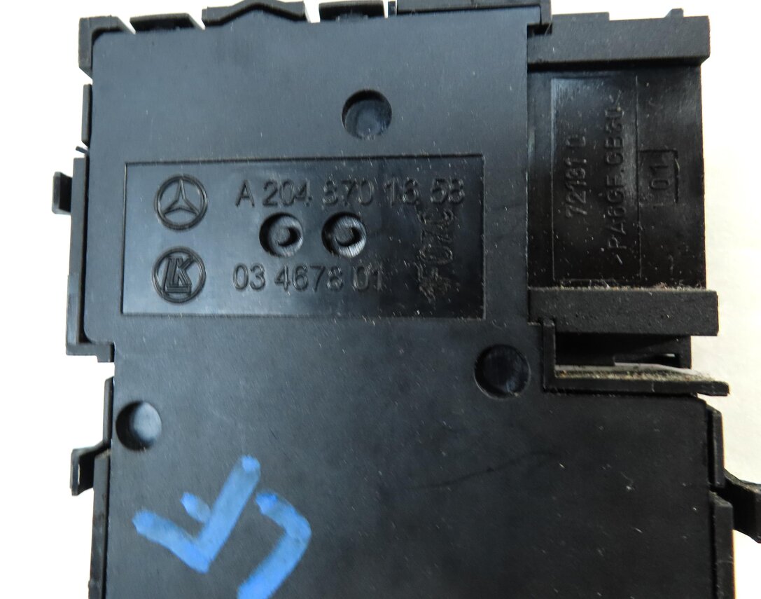 Thumbnail 6: 10-17 MERCEDES C E GLK CLS (W204 W207 W212 W218) LEFT DRIVER SEAT ADJUST SWITCH