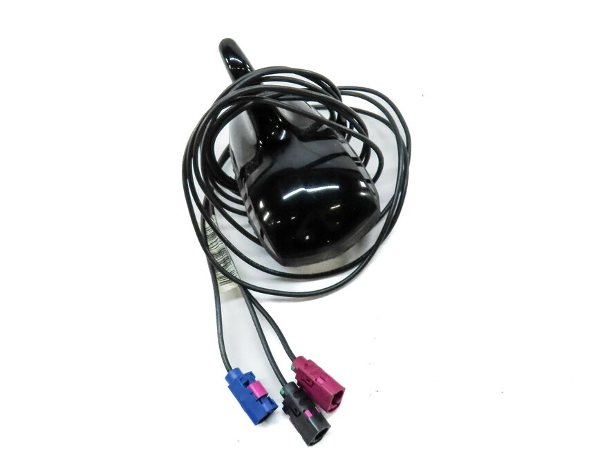 Thumbnail 1: 2008-2012 MB C350 C300 C63 C250 (W204) RADIO STEREO SHARK FIN ANTENNA (BLACK)