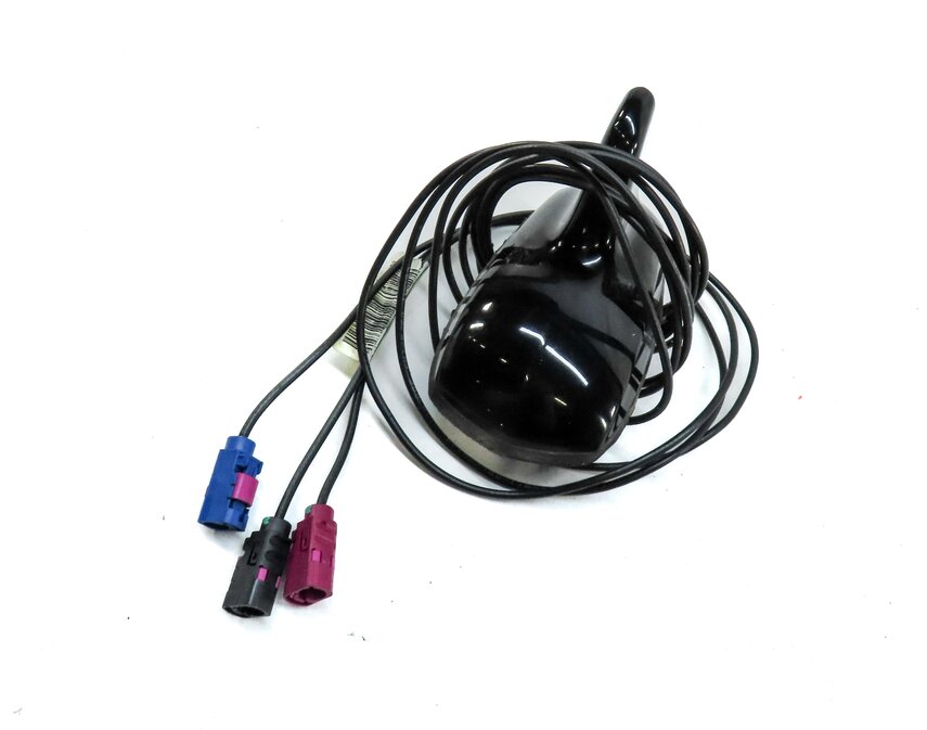 Thumbnail 3: 2008-2012 MB C350 C300 C63 C250 (W204) RADIO STEREO SHARK FIN ANTENNA (BLACK)