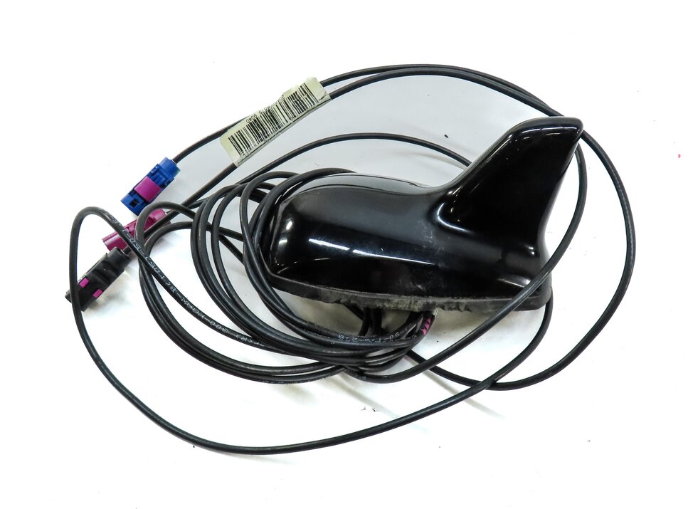Thumbnail 4: 2008-2012 MB C350 C300 C63 C250 (W204) RADIO STEREO SHARK FIN ANTENNA (BLACK)