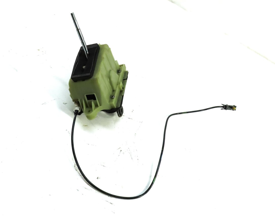 2012 MERCEDES C-CLASS (W204) AUTOMATIC AUTO SHIFTER ASSEMBLY 2042677524