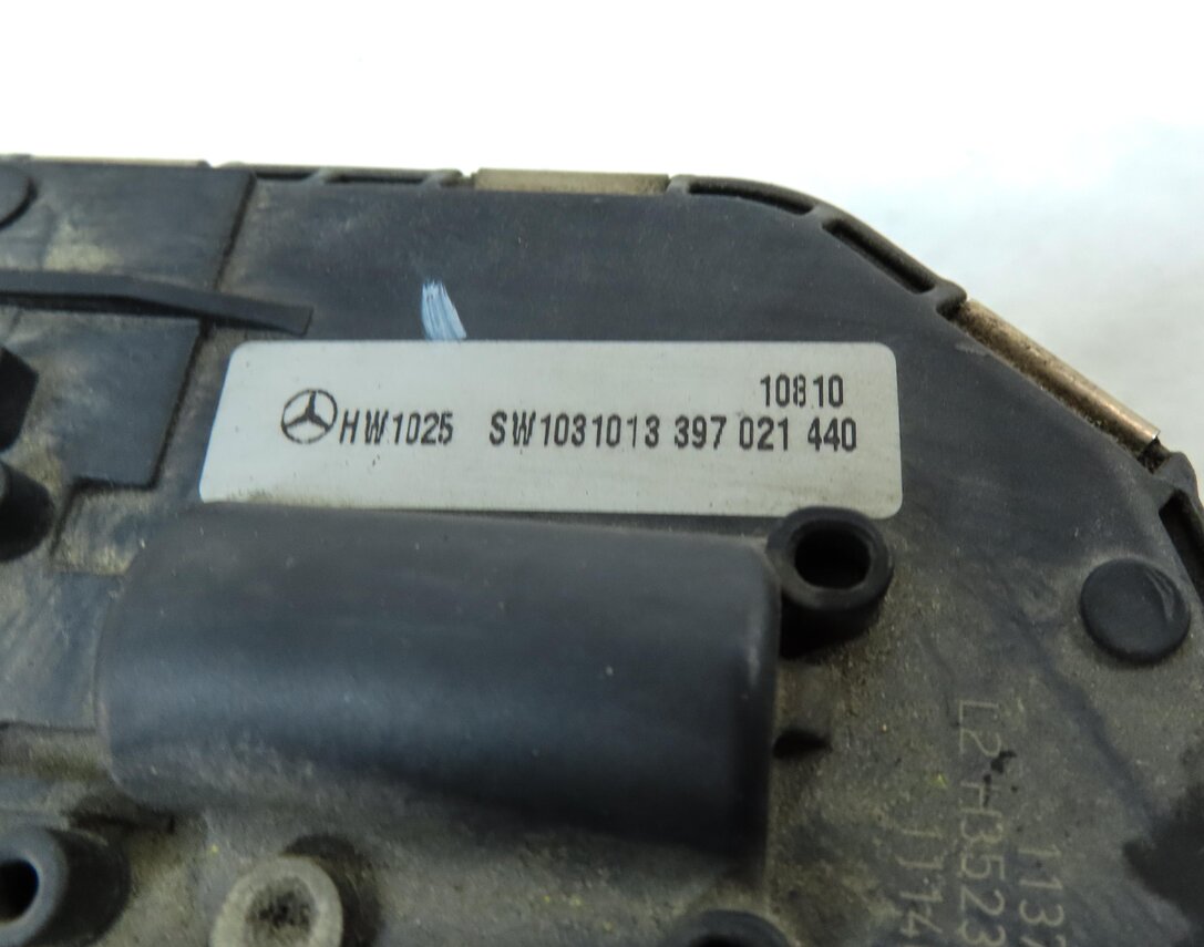 Thumbnail 6: 08-20 MERCEDES C E CLASS (A207 C207 W204 W207 W212) FRONT WINDSHIELD WIPER MOTOR