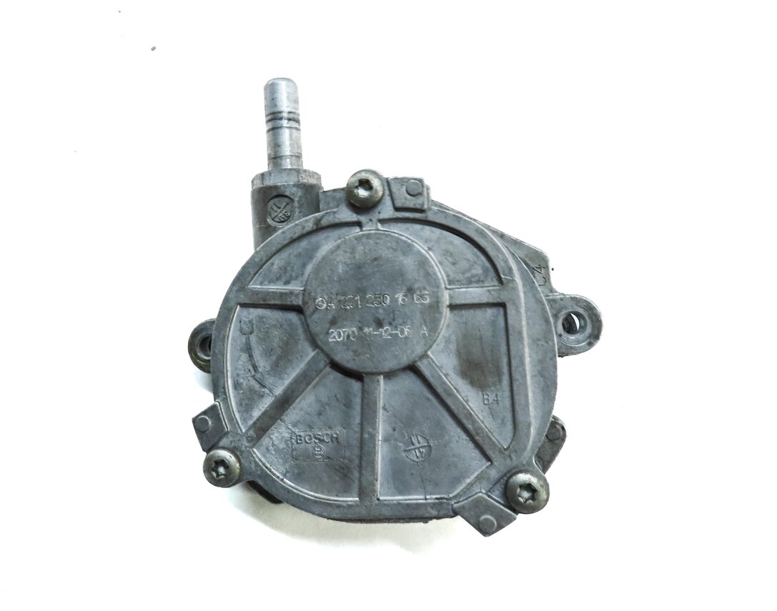 Thumbnail 4: 2012-2015 MERCEDES BENZ C250 SLK250 (W204 R172) RWD 1.8L TURBO BRAKE VACUUM PUMP