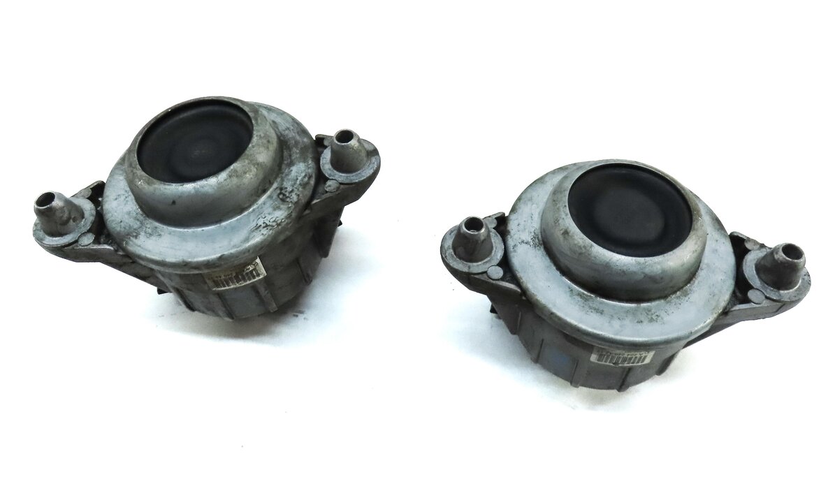 Thumbnail 5: 2012 MERCEDES C-CLASS (W204) 1.8L TURBO M271 LEFT & RIGHT ENGINE MOUNT SET 2